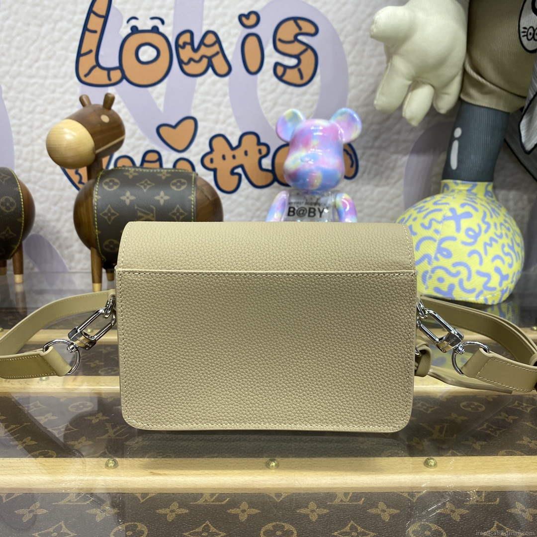 LV M82281 Louis Vuitton Fastline Wearable Wallet Sage