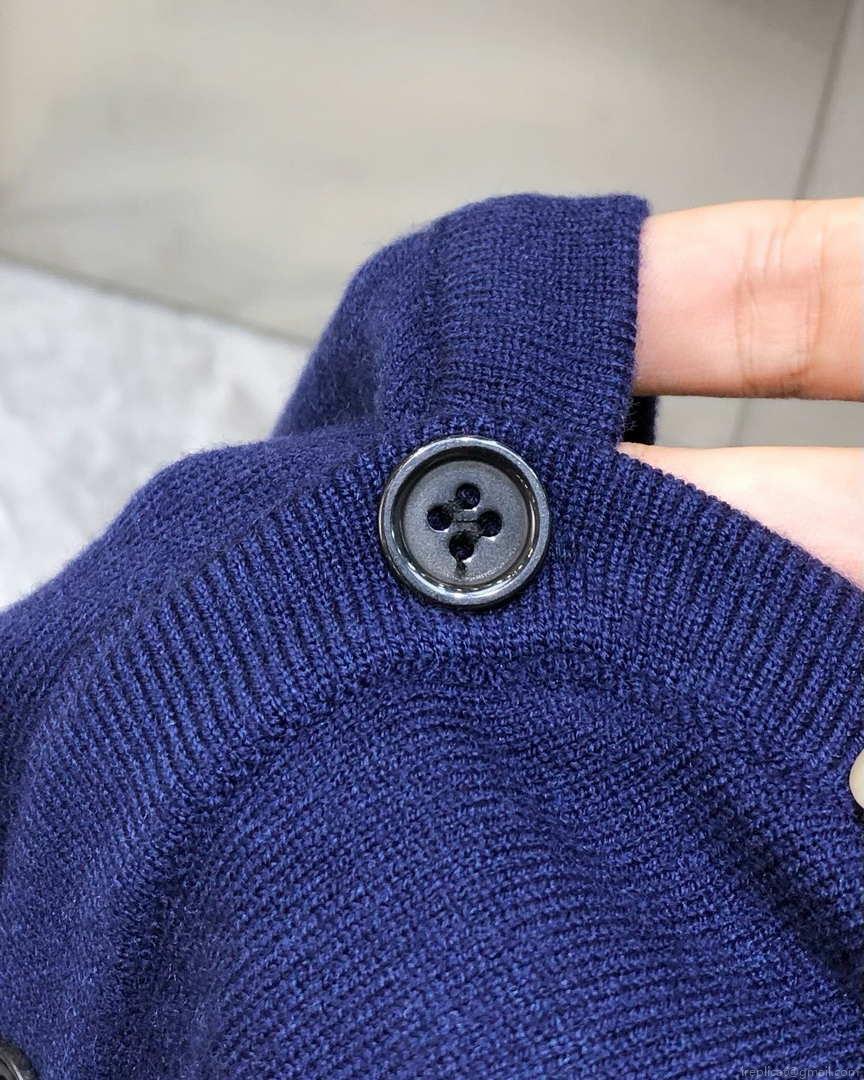 Moncler Men’s H10919C00021 Designer Logo Wool Blend Cardigans Sweater M70012