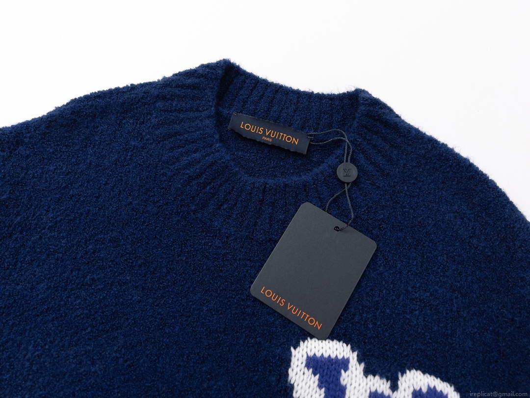 LV 1AATYF Men’s Women’s Lvse Embossed Crewneck Sweater L55740