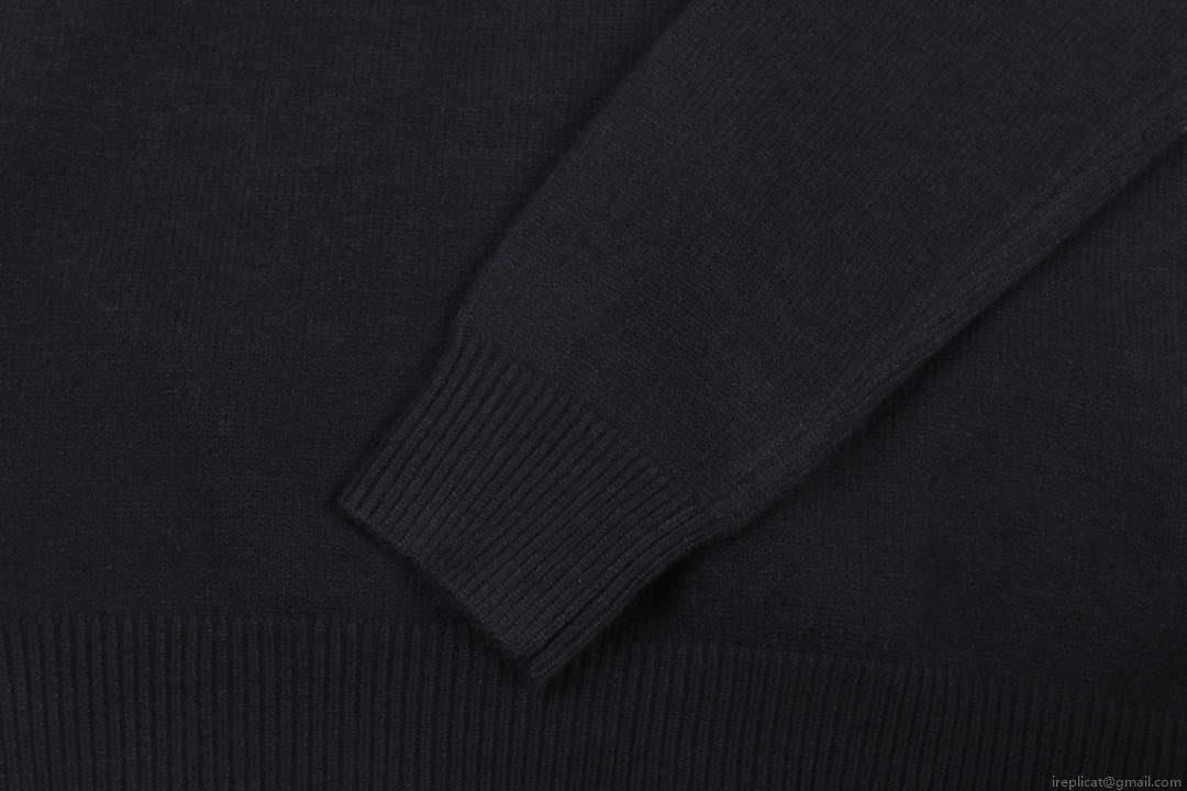 LV 1AATYF Men’s Women’s Lvse Embossed Crewneck Sweater L55741