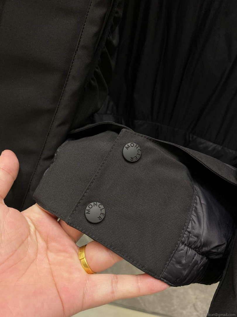 Moncler H20971A Fellberg Short Down Jacket Black M68731