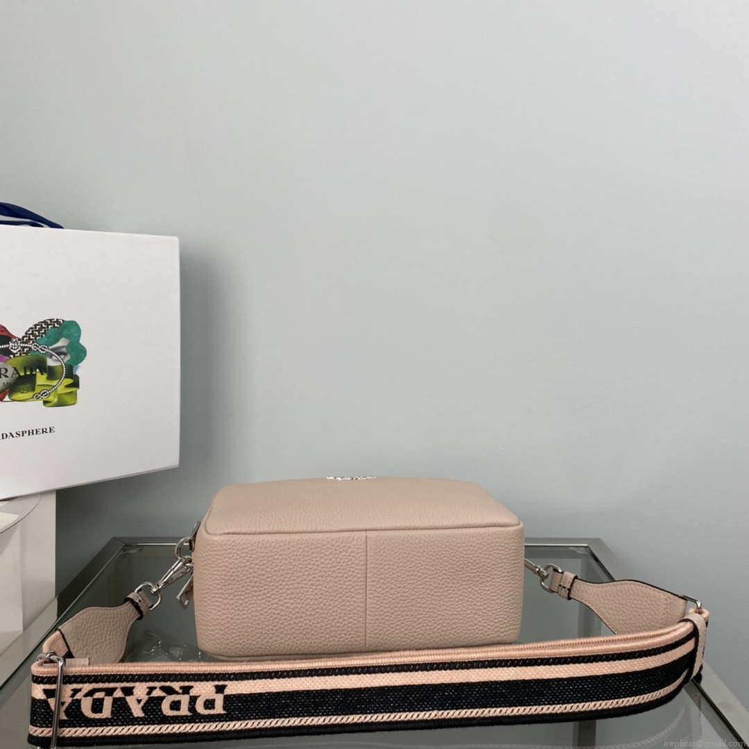 Prada Leather bag with shoulder strap 1BH082 Pink