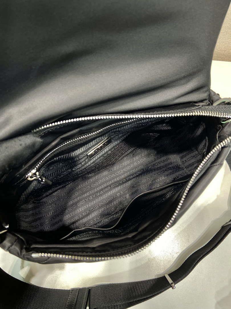 Prada 1BD290 Padded Re-Nylon shoulder bag Black