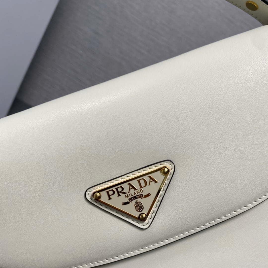 Prada 1BD365 Leather shoulder bag White