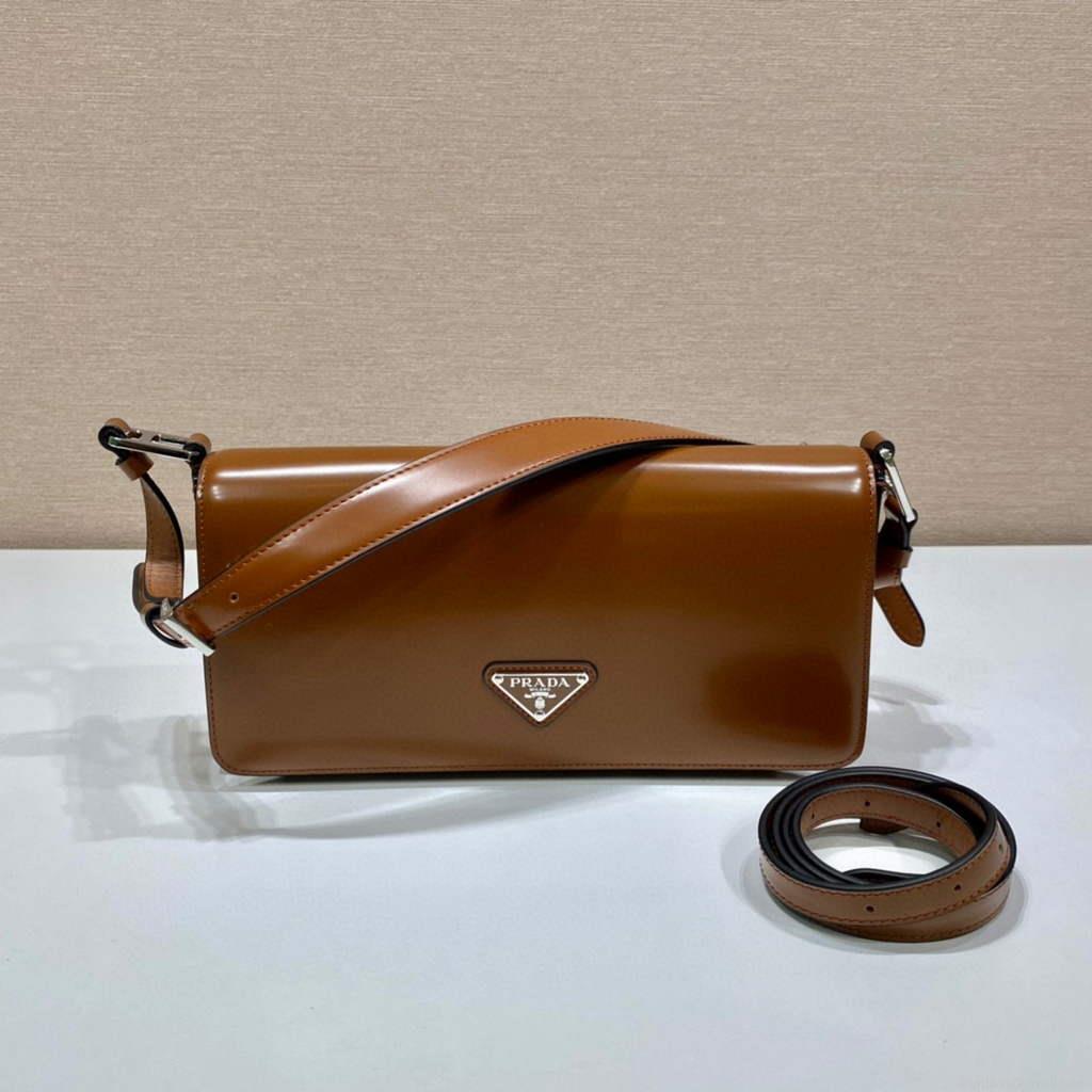 Prada 1BD323 Brushed leather Prada Femme bag Brown