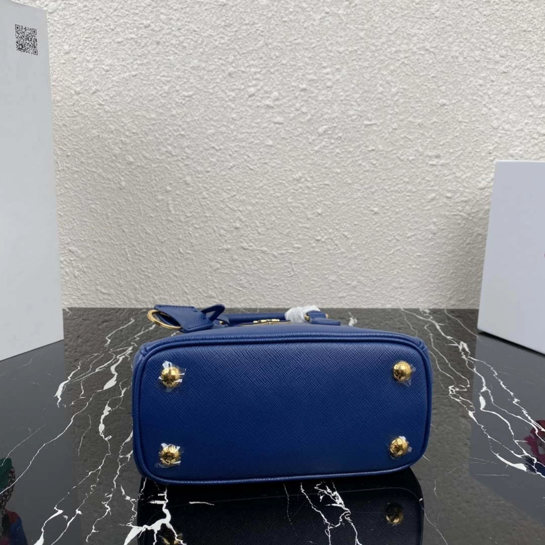 Prada 1BA906 Prada Galleria Saffiano leather mini-bag Light Blue