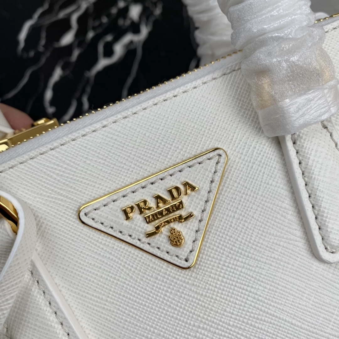 Prada 1BA906 Prada Galleria Saffiano leather mini-bag White