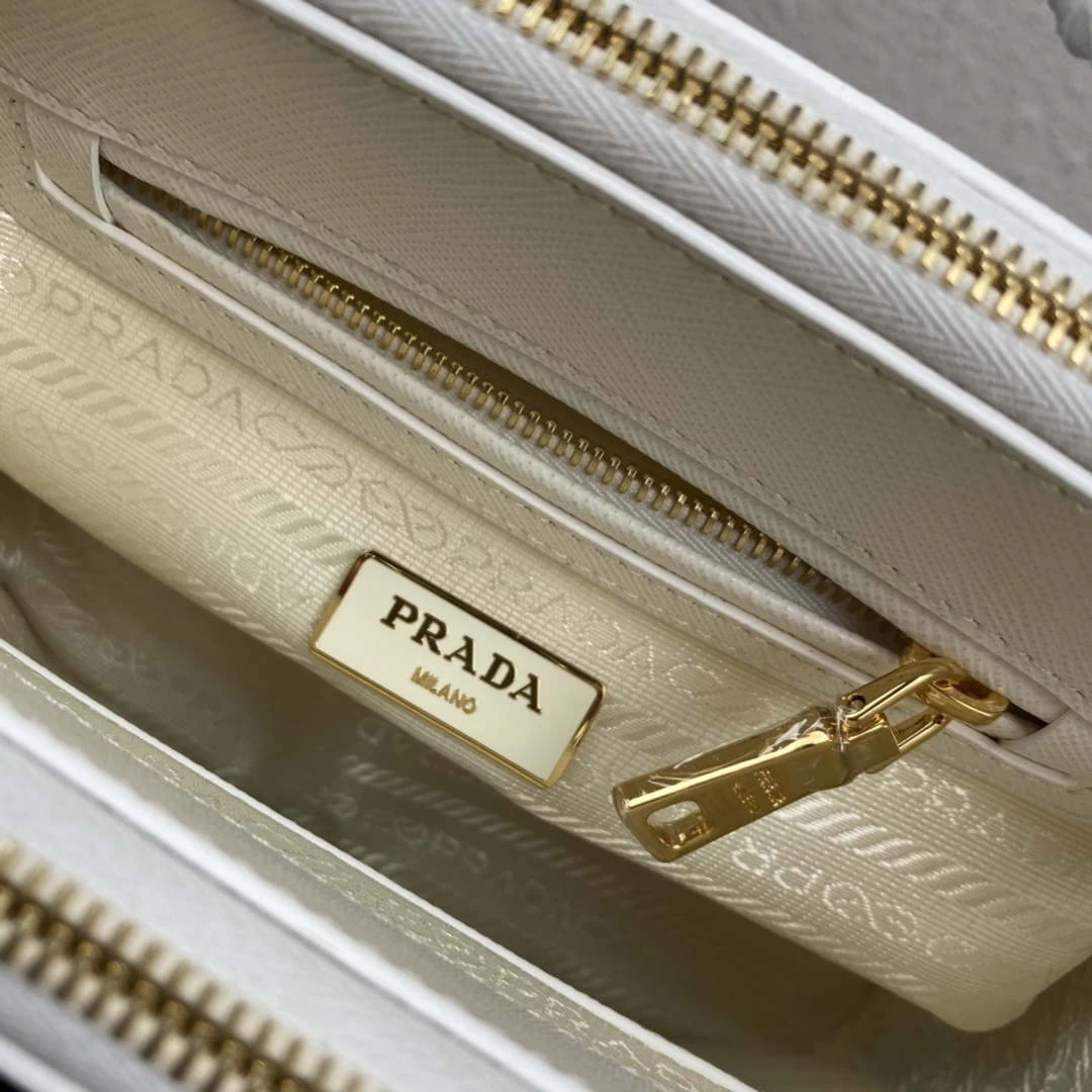 Prada 1BA906 Prada Galleria Saffiano leather mini-bag White