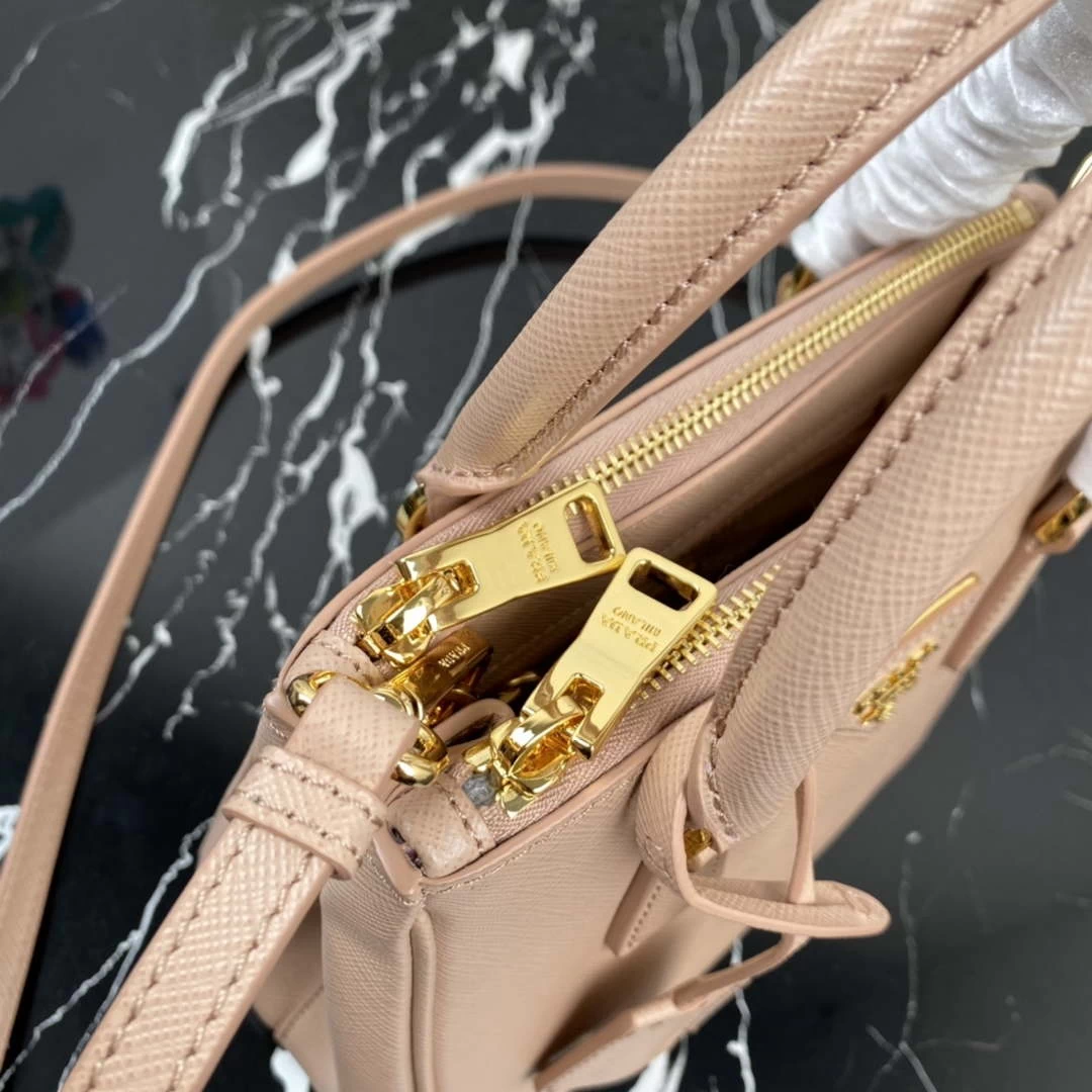 Prada 1BA906 Prada Galleria Saffiano leather mini-bag Light Pink