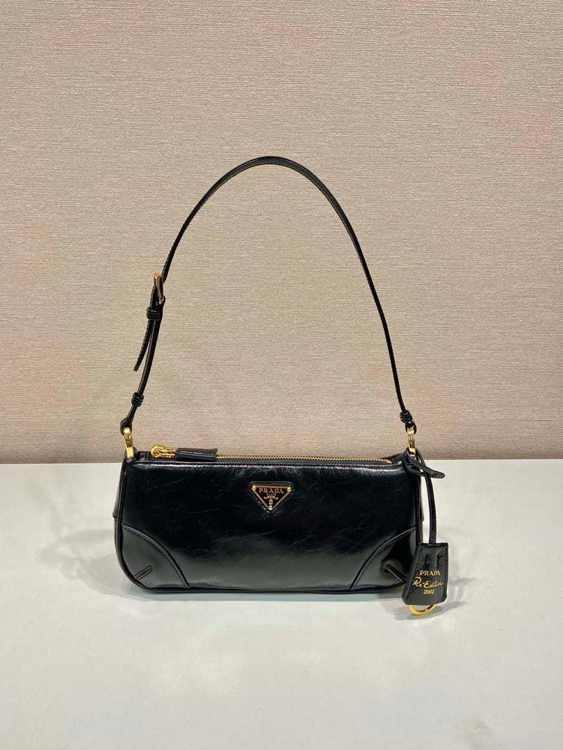 Prada 1BC201 Re-Edition 2002 small leather shoulder bag Black