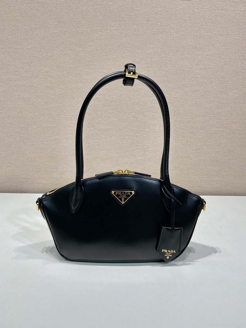 Prada 1BA427 Small leather handbag Black