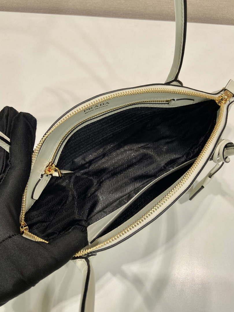 Prada 1BA427 Small leather handbag White