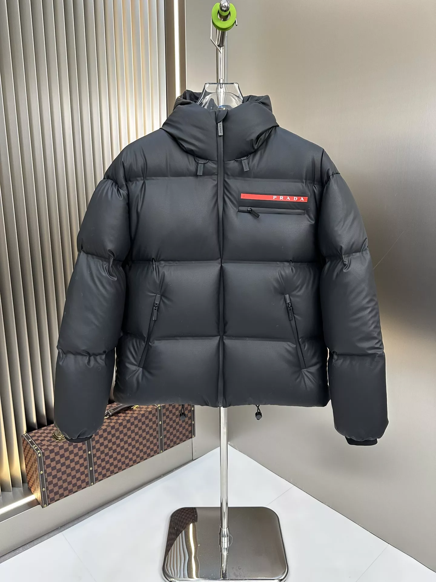 Prada Mens Clothing Down Feather Coat Long Sleeved 569619