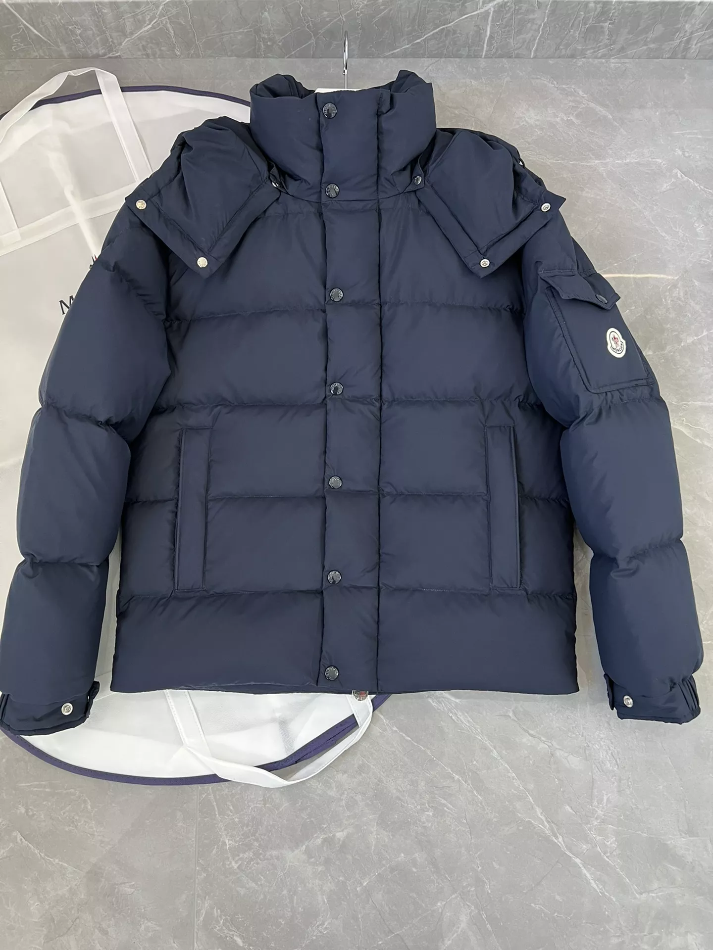 Moncler Down Feather Coat Long Sleeved For Men #1359498