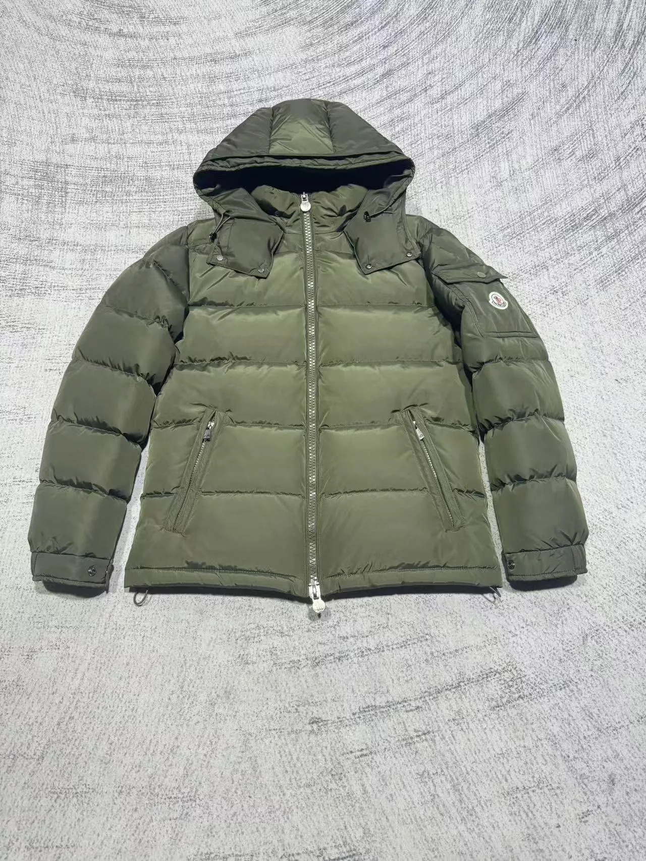 Moncler Down Feather Coat Long Sleeved For Men 6359559
