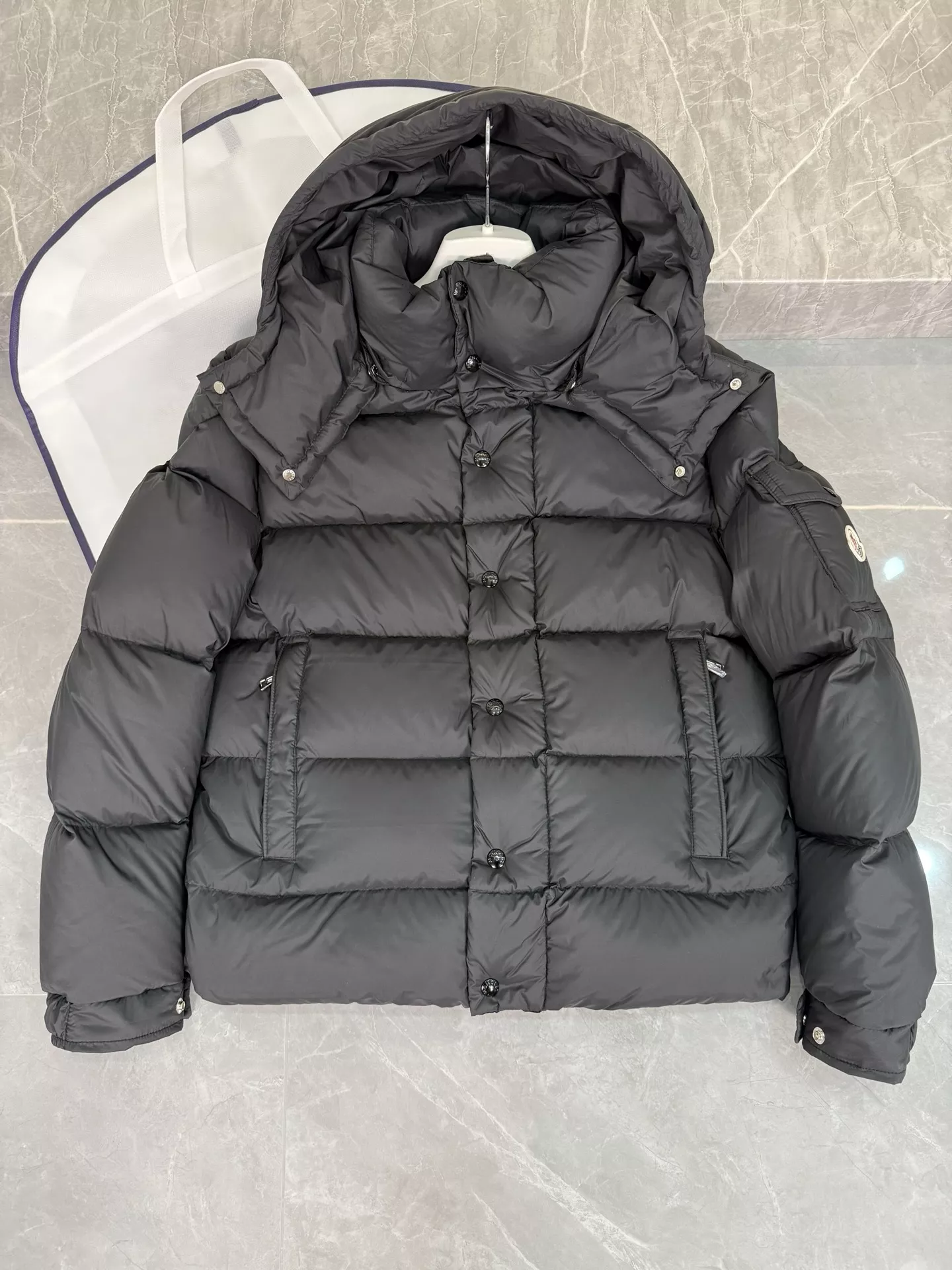 Moncler Down Feather Coat Long Sleeved For Unisex #1359497