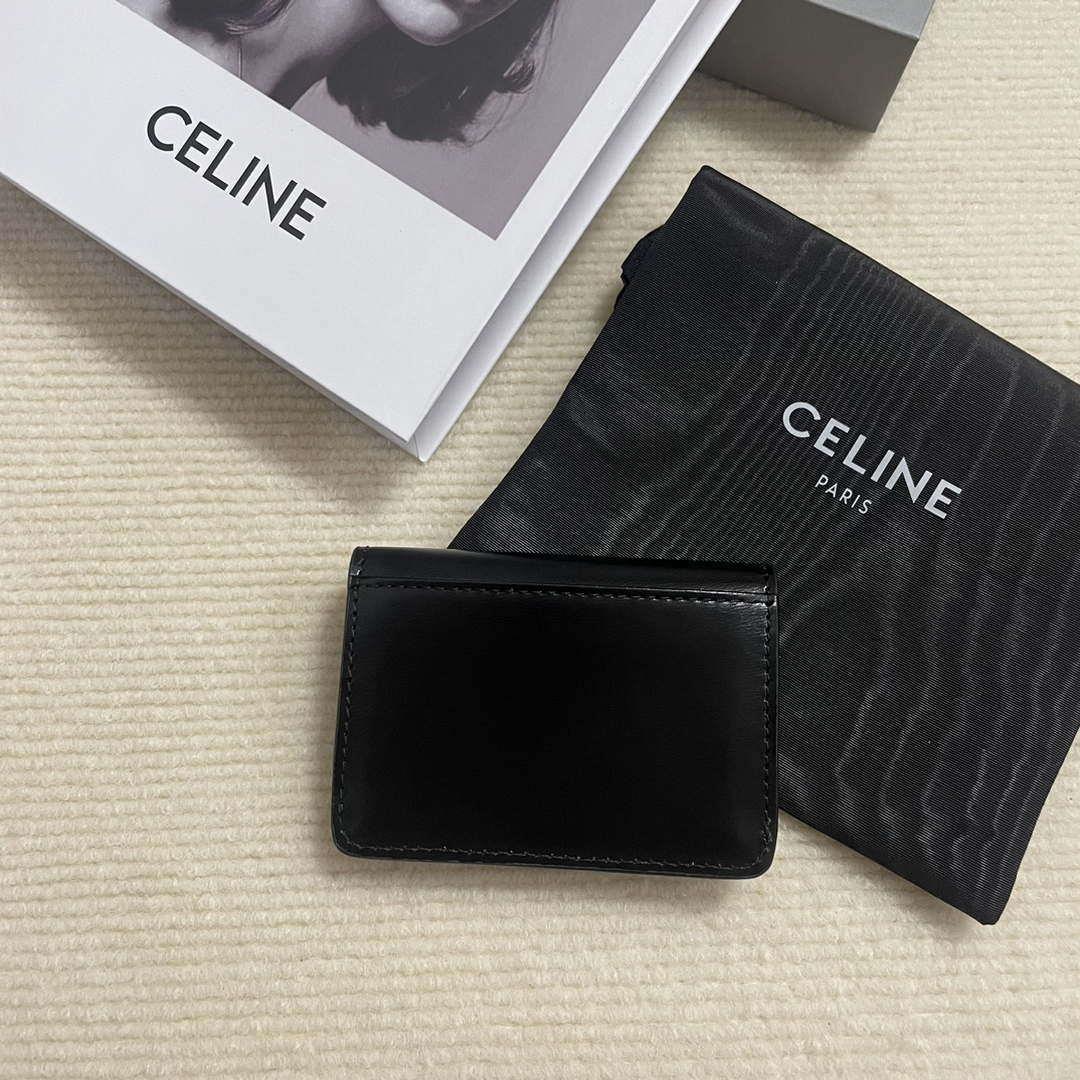 Celine 10I583 Card Holder With Flap Triomphe In Shiny Calfskin Black