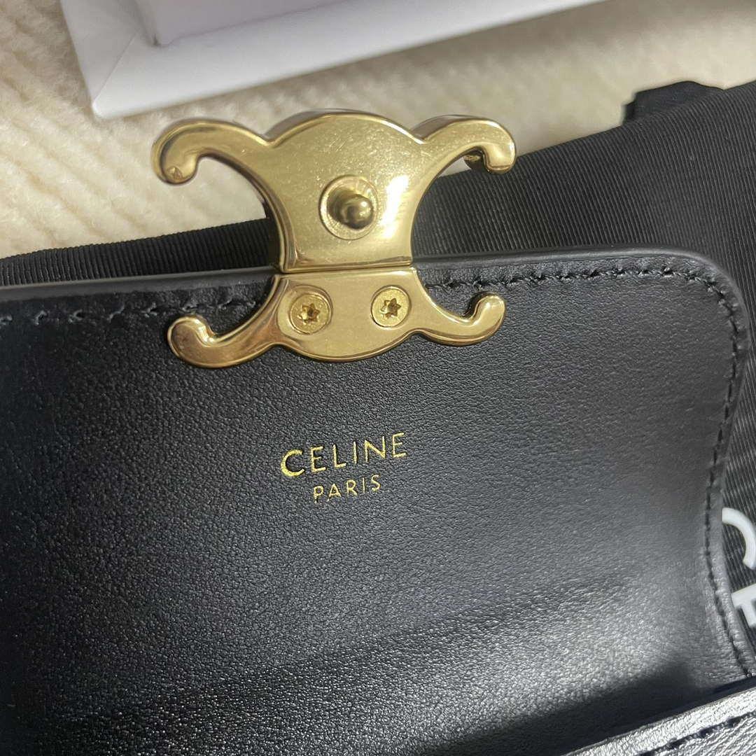 Celine 10I583 Card Holder With Flap Triomphe In Shiny Calfskin Black