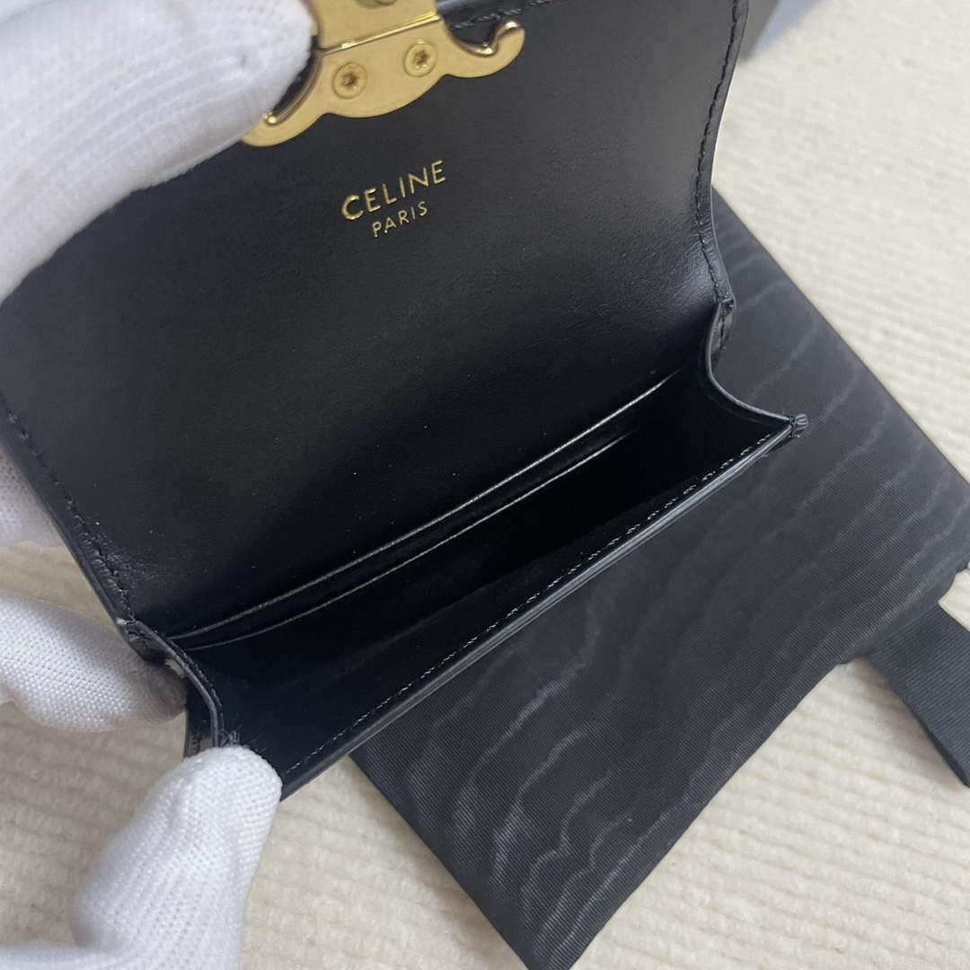 Celine 10I583 Card Holder With Flap Triomphe In Shiny Calfskin Black