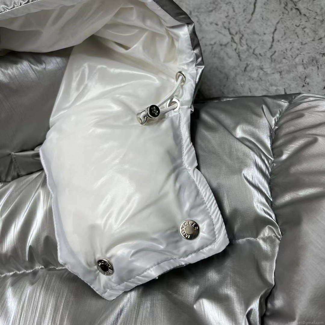 Moncler H20931C Women’s Gaou Down Jacket Silver 88622