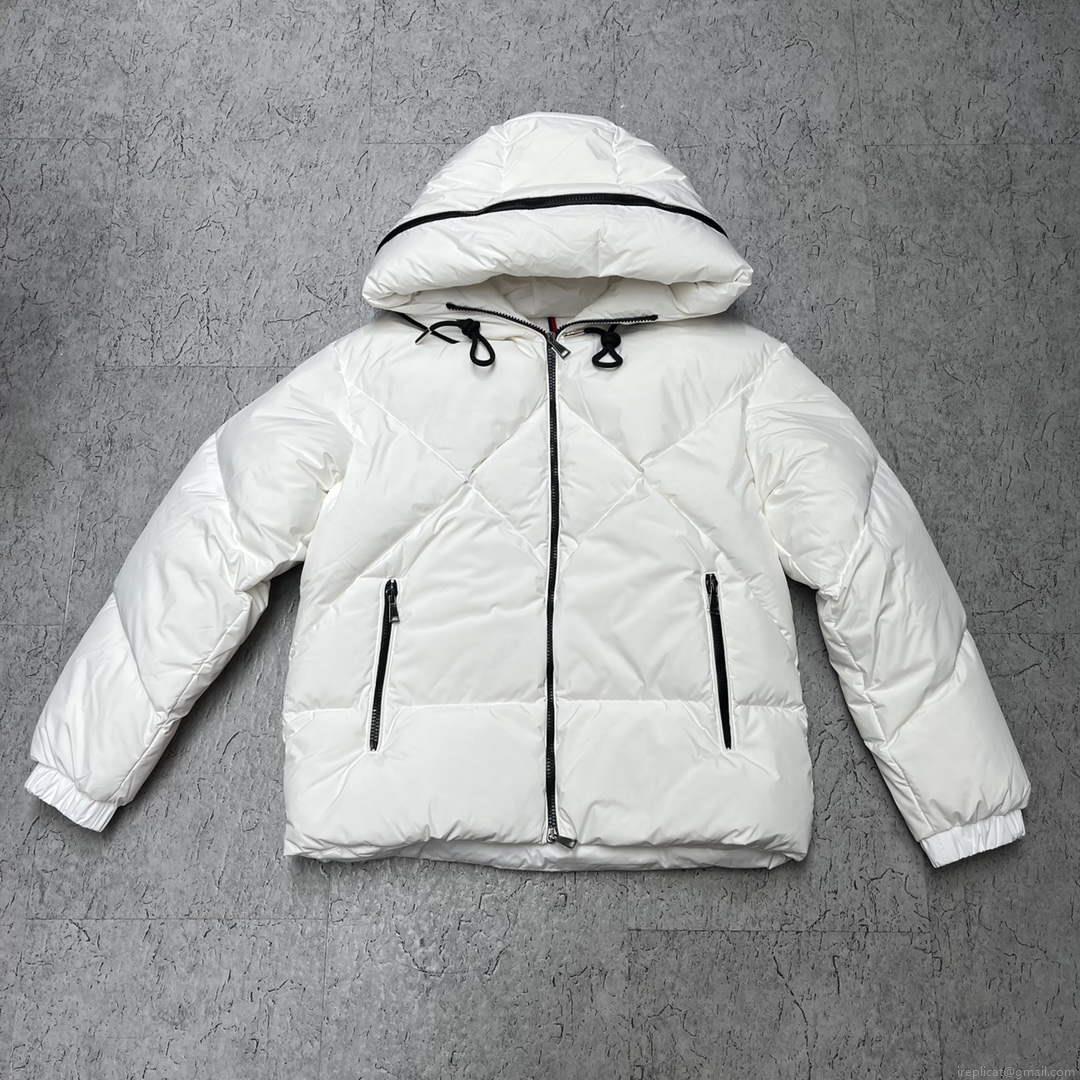 Moncler H20931A Women’s Estom Short Down Jacket White 88640
