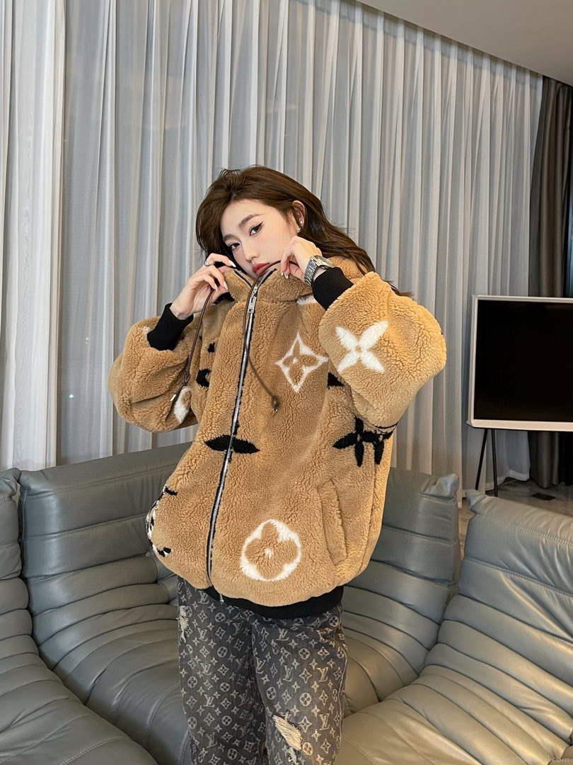 LV 1AAAWE Louis Vuitton Women’s Fashion Clothing Jacket L55732