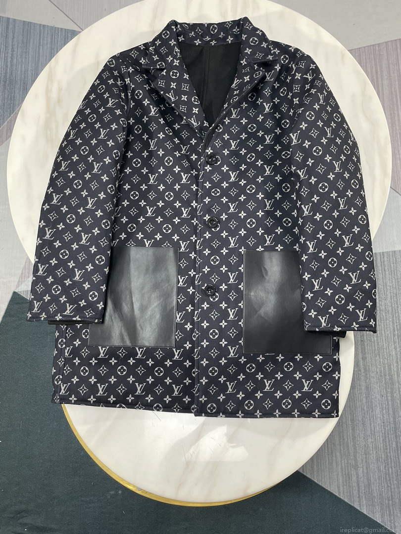 LV 1AAAWE Louis Vuitton Women’s Fashion Clothing Coat L55734