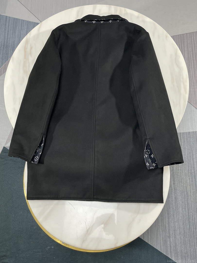 LV 1AAAWE Louis Vuitton Women’s Fashion Clothing Coat L55734