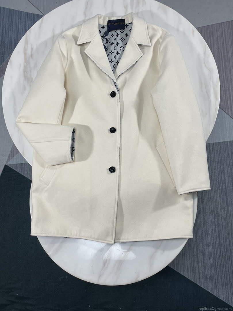 LV 1AAAWE Louis Vuitton Women’s Fashion Clothing Coat L55735
