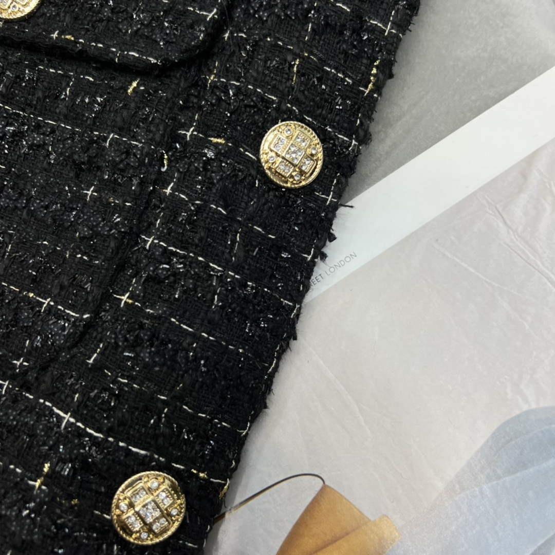 Chanel P73609 Women’s Fashion Clothing Jacket C58714