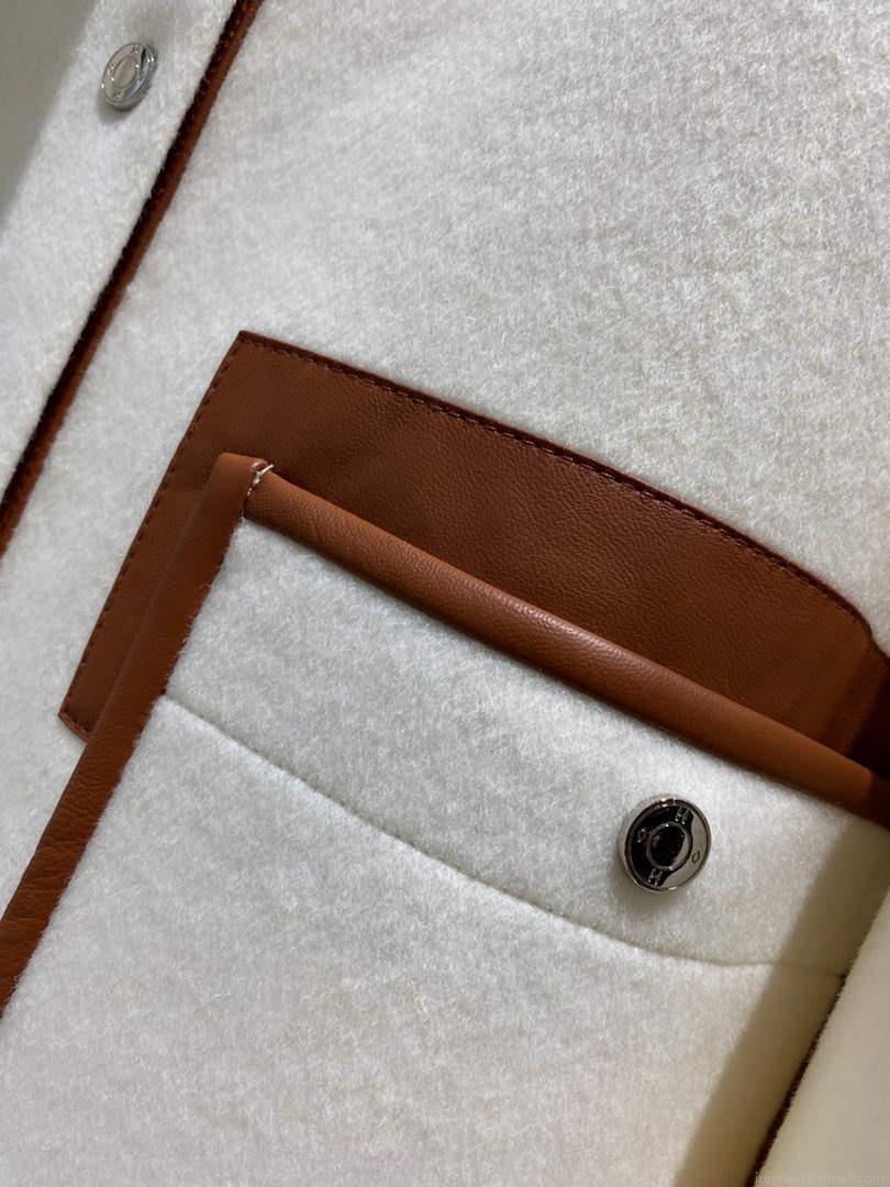 Hermes H2H0129DA0234 Women’s Fashion Clothing Coat H33271