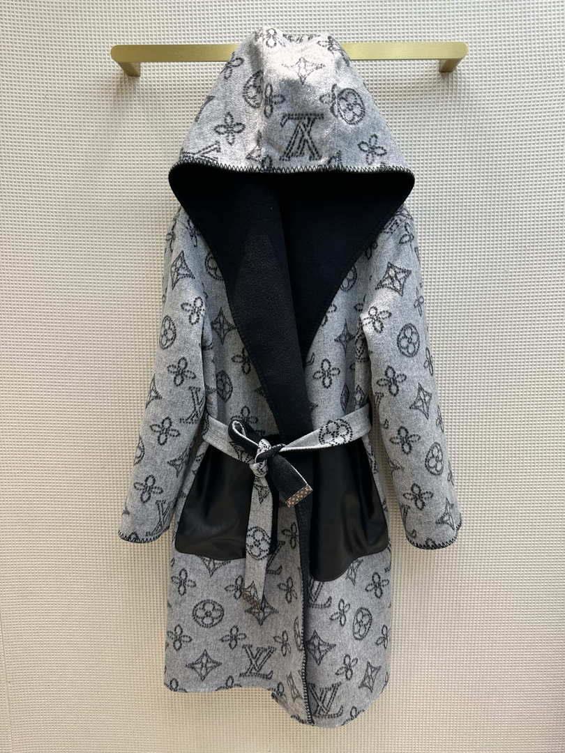 Louis Vuitton LV 1A9LDF Women’s Reversible Mahina Monogram Wrap Coat L55745