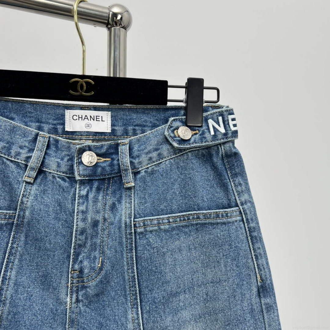 Chanel Women’s Fashion Denim shorts C58810