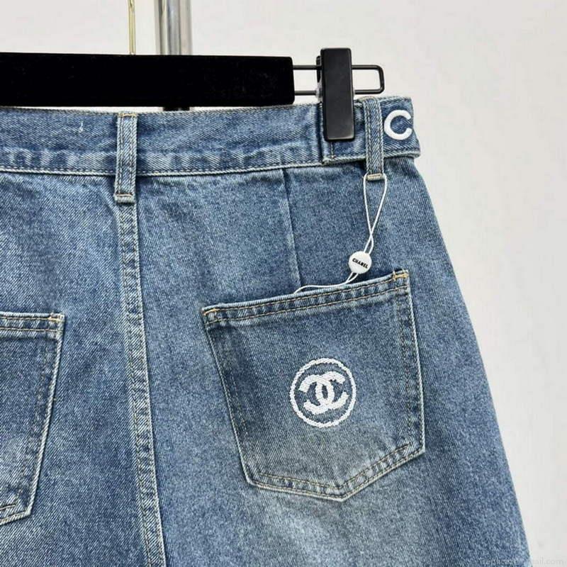 Chanel Women’s Fashion Denim shorts C58810
