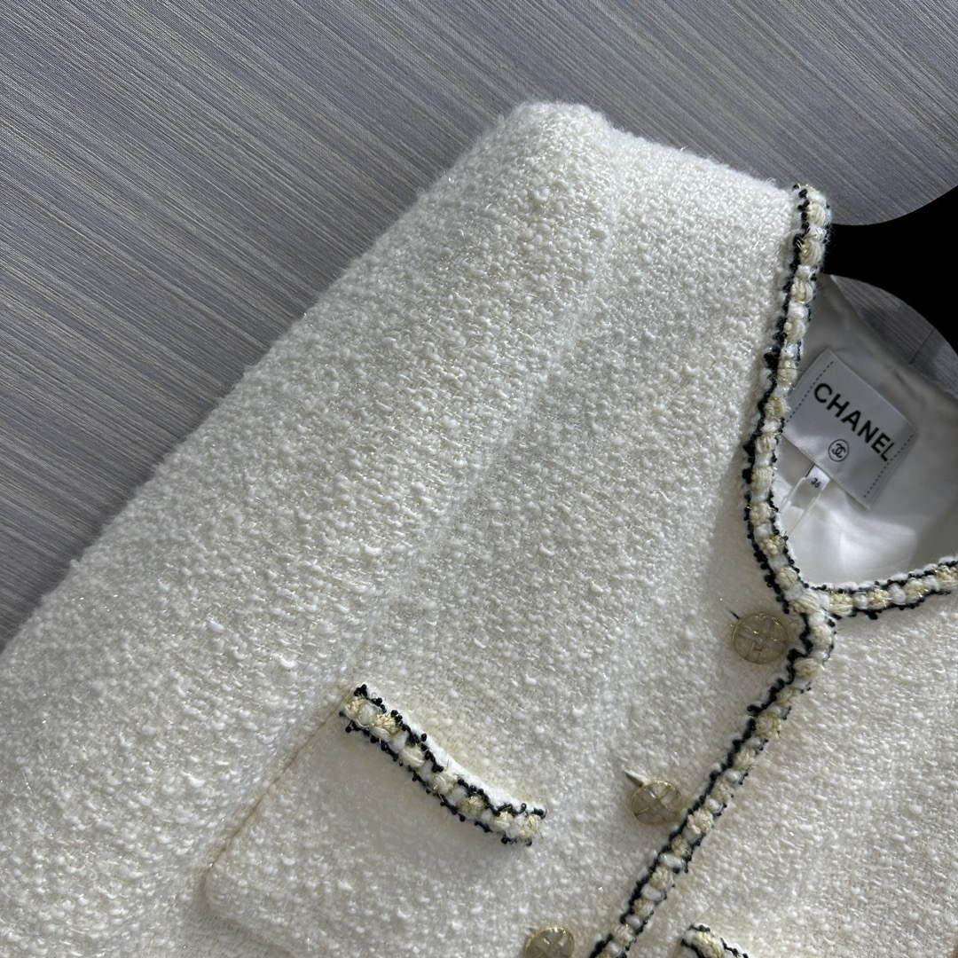 Chanel Women’s Fashion Clothing Coat C58821