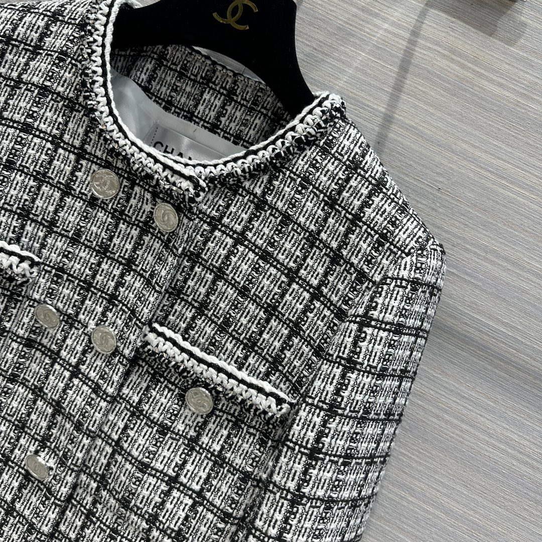 Chanel Women’s Fashion Clothing Coat C58823