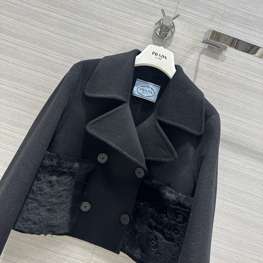 Prada Women’s Fashion Clothing Cashmere Short Coat P99464