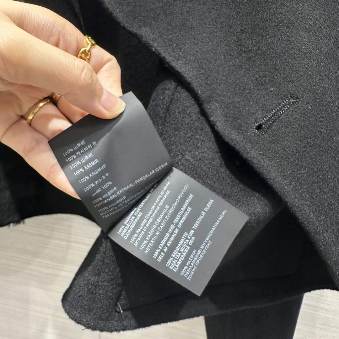 Prada Women’s Fashion Clothing Cashmere Short Coat P99464