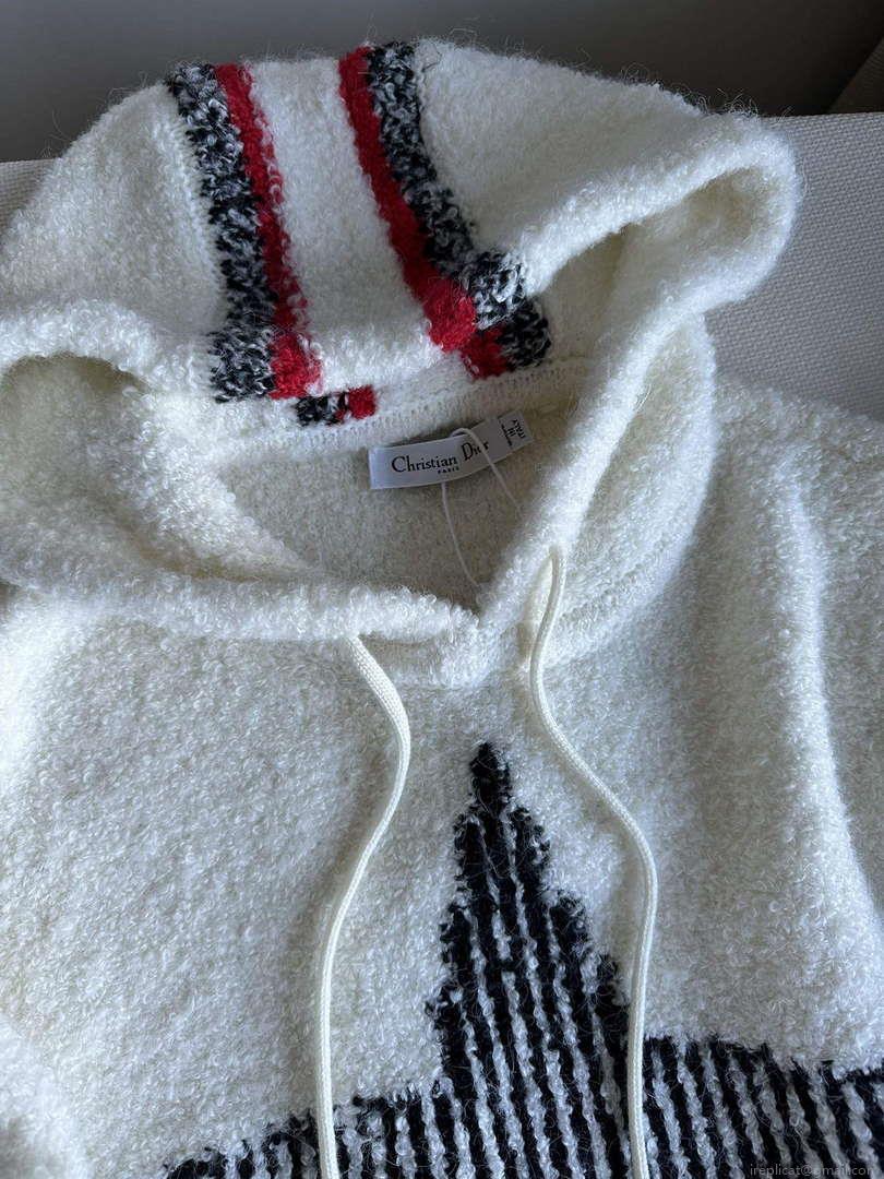 Dior Women’s Fashion Clothing Sweater D38572
