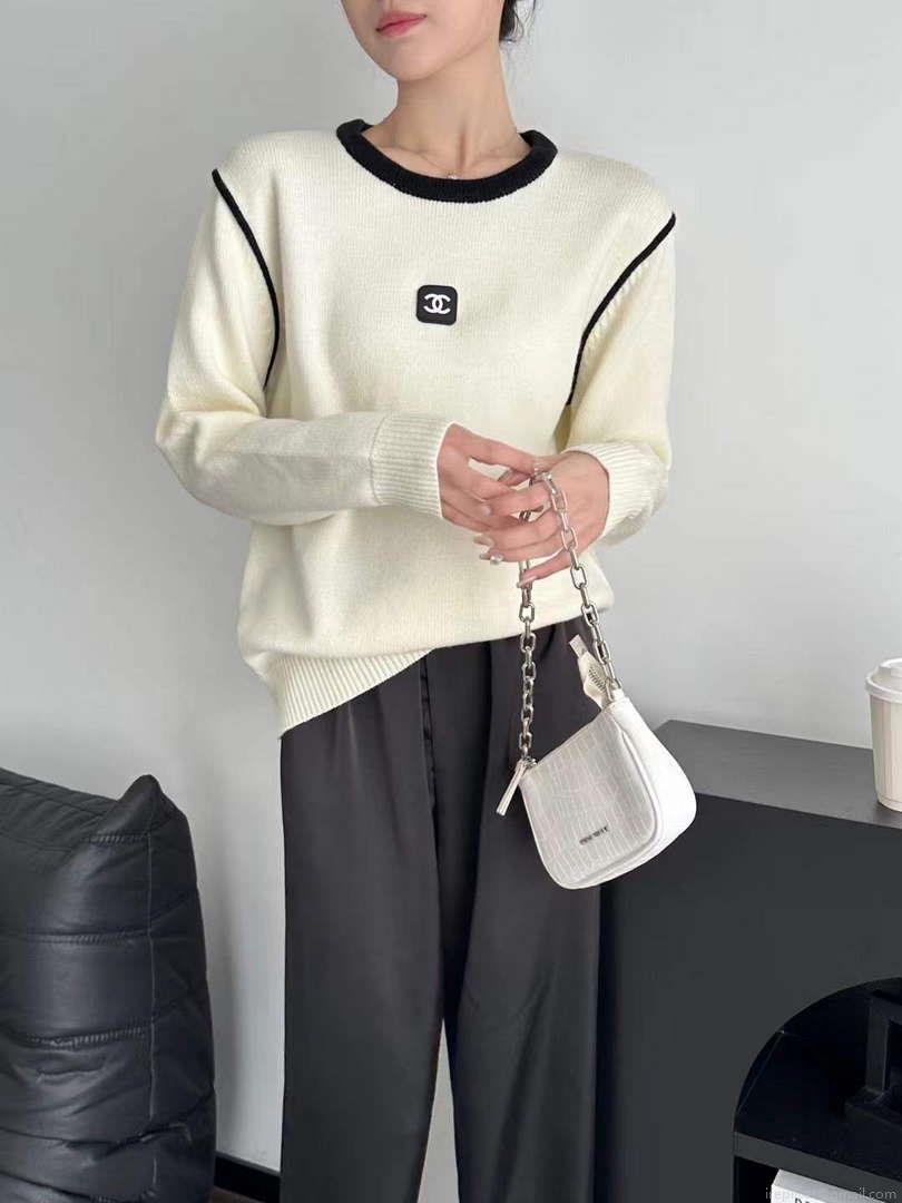 Chanel Women’s Fashion Clothing Sweater CC69136
