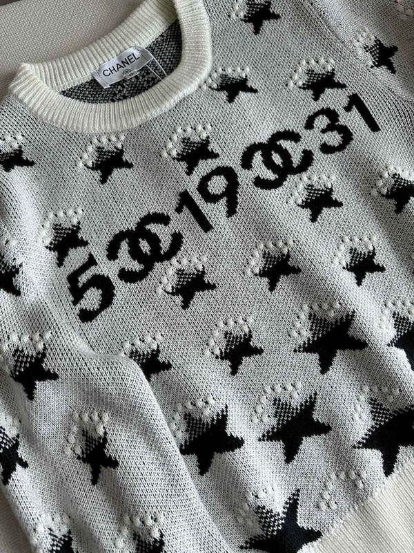 Chanel Women’s Fashion Clothing Sweater CC69141