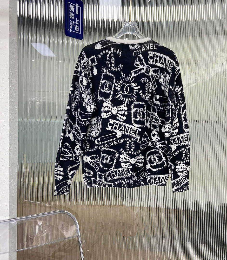 Chanel Women’s Fashion Clothing Sweater CC69151
