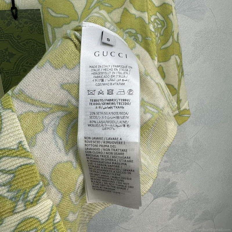 Gucci Women’s T-shirt Fashion Clothing G68520
