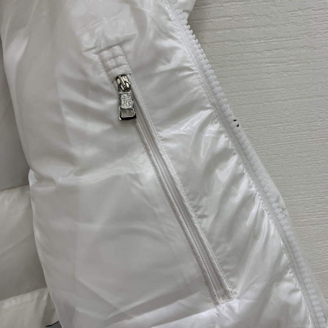 Moncler H20911A Women’s Men’s Lunetiere Short Down Jacket White 88644