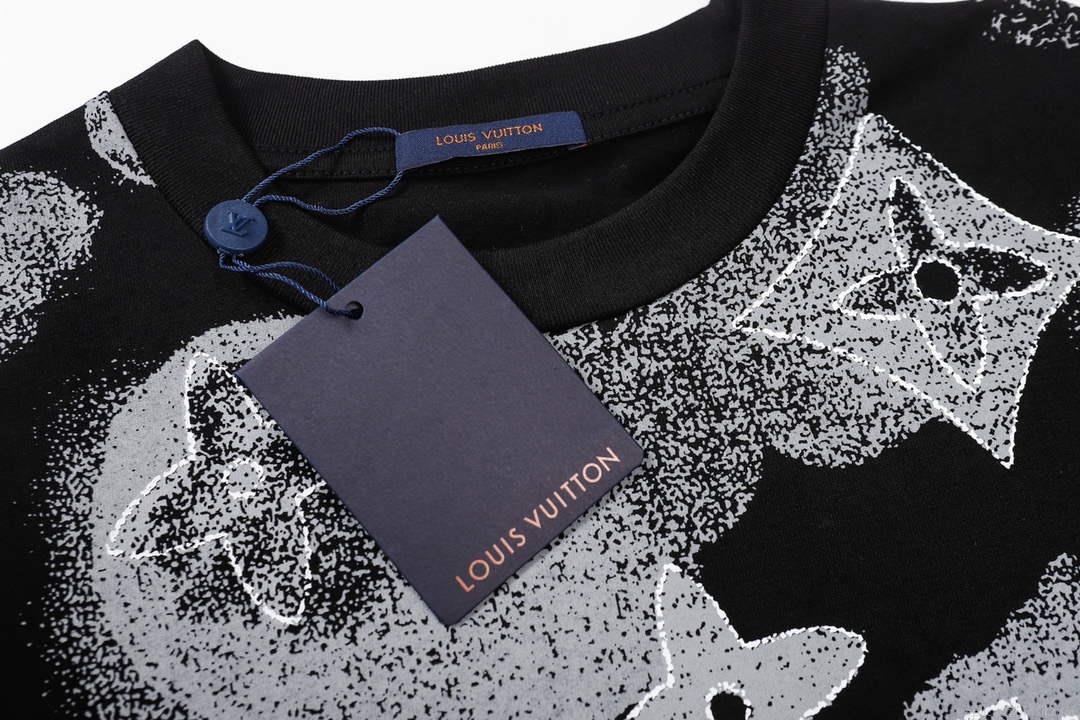 LV 1AAU5B Louis Vuitton Print Cotton Jersey Men Women’s T-shirt L56200