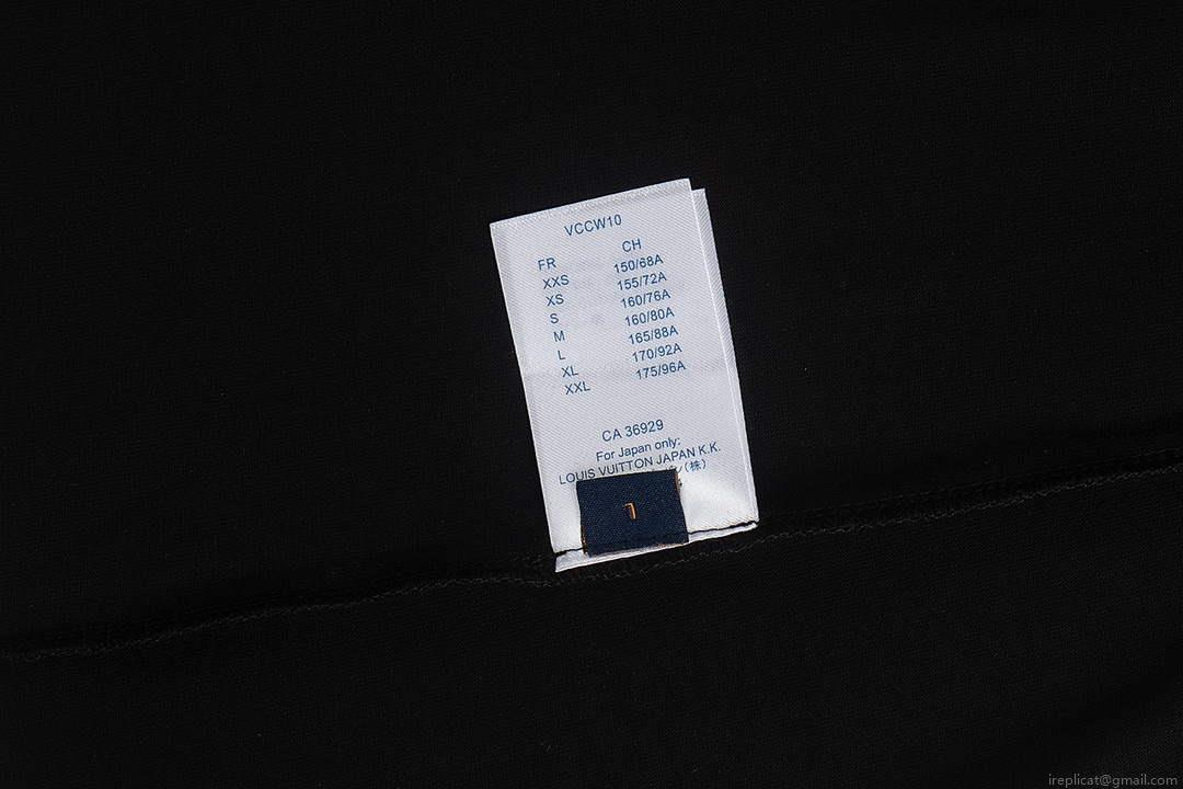 LV 1AAU5B Louis Vuitton Print Cotton Jersey Men Women’s T-shirt L56203