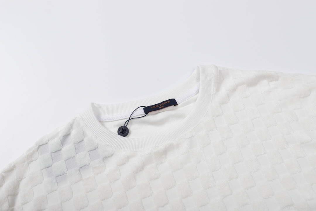 LV 1AAU5B Louis Vuitton New Towel Embroidery Men Women’s T-shirt L56218