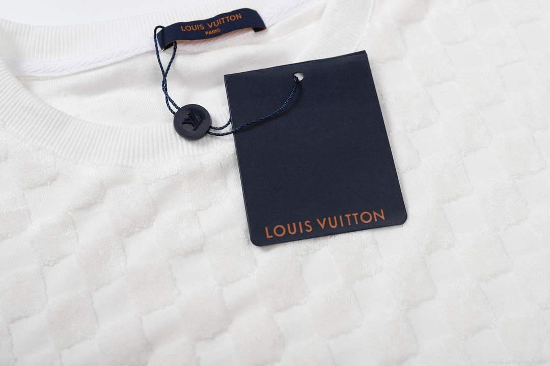 LV 1AAU5B Louis Vuitton New Towel Embroidery Men Women’s T-shirt L56218