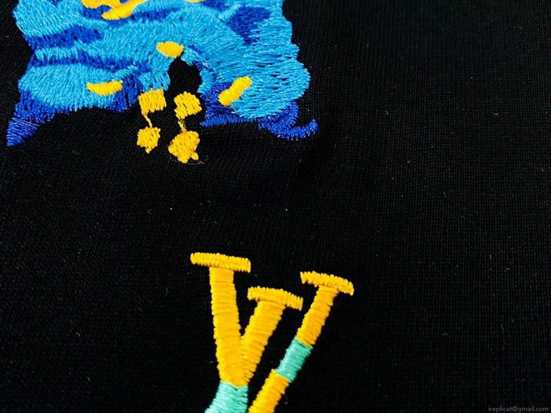 LV 1AB4UM Louis Vuitton Print Cotton Jersey Men Women’s T-shirt L56227