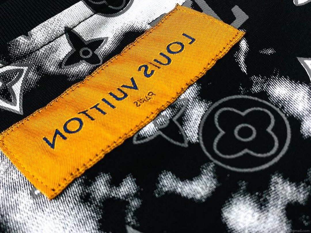 LV 1AB4UM Louis Vuitton Print Cotton Jersey Men Women’s T-shirt L56231